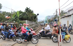 Cứ tưởng thêm barie ở đường ngang sẽ an toàn