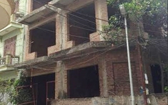 Xác nam sinh phân hủy trong ngôi nhà hoang ở Hà Nội