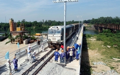 Chuyển tuyến đường sắt sang cầu sông Bồ mới
