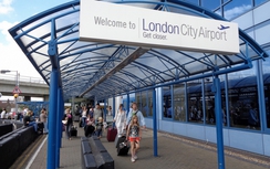Sân bay lớn của Anh “hút” giới đầu tư nước ngoài