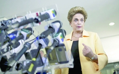 Kịch tính luận tội nữ Tổng thống Brasil