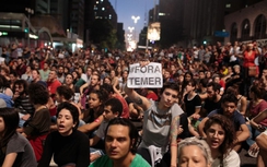 Brasil: Khủng hoảng nối tiếp khủng hoảng