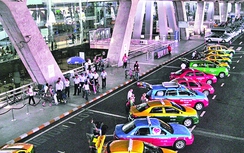 Thái Lan cân nhắc cho taxi sân bay thu phí hành lý