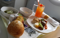 Tổng giám đốc Air France khen đồ ăn trên tàu bay Vietnam Airlines ngon