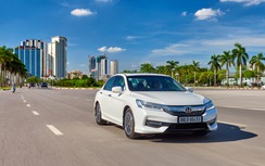 Honda Việt Nam đột ngột giảm giá CR-V và Accord