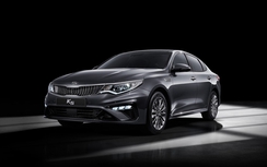 KIA nâng cấp Optima 2018, giá từ 482 triệu đồng