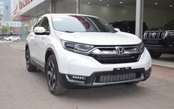 Showroom bán tháo Honda CR-V khi biết xe mới sắp về