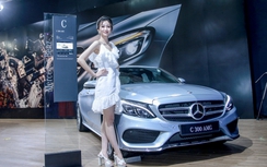 Dàn người đẹp đa phong cách tại triển lãm Mercedes-Benz Fascination