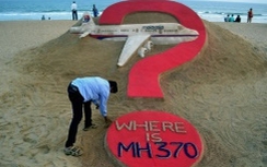 Gia đình nạn nhân vụ máy bay MH370 cầu xin tiếp tục tìm kiếm