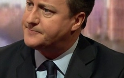 Phát thanh viên Anh "tuyên bố" David Cameron... qua đời