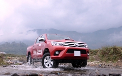 Toyota Hilux 2015 xứng đáng với mức giá 877 triệu đồng?