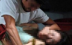 Cặp vợ chồng bắt kẻ đang cưỡng hiếp con mình