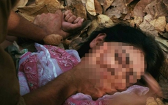 Hiếp dâm thiếu nữ xong trói nạn nhân vào gốc cây