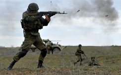 Nga bất ngờ "điều binh" đến Crimea