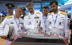 Xem chiến hạm "khủng" tại triển lãm Hải quân quốc tế