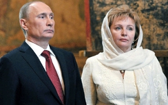 Vợ cũ lấy "phi công trẻ", ông Putin vẫn vui bên tình mới