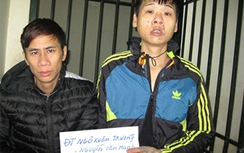 Hà Nội: Bắt 2 tên cướp giật túi xách trên đường An Dương Vương