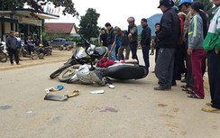 Hai xe máy "đấu đầu", một thai phụ bị thương nặng