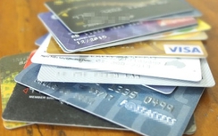 Ngân hàng khoá thẻ sau vụ tin tặc tấn công sân bay