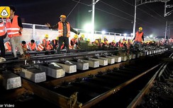 VIDEO: Công nhân TQ làm đường ray thần tốc trong 9 tiếng