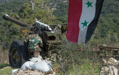 VIDEO: Quân đội Syria nã pháo vào IS tại Hama