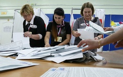 Bầu cử tổng thống Nga: Những người bỏ phiếu cuối cùng