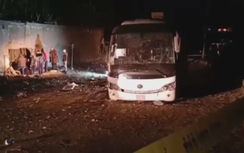 Video: Xe chở du khách Việt Nam bị đánh bom, 4 người thiệt mạng
