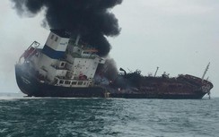 Thông tin về tàu treo cờ Việt Nam bốc cháy ngoài khơi Hong Kong