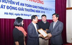 32 tác phẩm báo chí đoạt giải thưởng viết về ATGT 2015