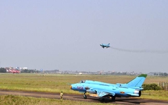 Lập sở chỉ huy tìm kiếm Su – 22 tại đảo Phú Quý