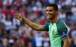 Video: Ronaldo đánh gót điệu nghệ ghi bàn gỡ hòa cho Bồ Đào Nha