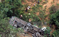 Nguyên nhân vụ TNGT trên đèo Bảo Lộc, xe tải lao xuống vực 30m