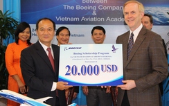 Boeing tài trợ 20.000 USD học bổng cho Học viện Hàng không