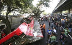 Philippines: Tai nạn xe buýt, 17 người thương vong