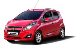 Mượn cớ đổi tên, Chevrolet Spark tăng giá