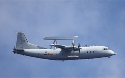 Vòi rồng, máy bay Trung Quốc ngang ngược đe dọa ngư dân Việt Nam