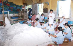 Muối tồn kho vượt mức 300.000 tấn