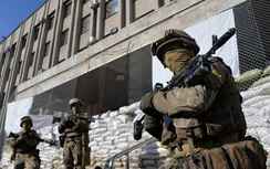 Nhà tù Donetsk bị bắn phá, hơn 100 tù nhân vượt ngục