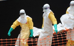 Tâm sự của người bị nhiễm virus Ebola may mắn sống sót