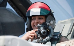 Chân dung nữ phi công là cơn "ác mộng" của phiến quân Hồi giáo