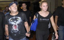 Bị quay lén, Maradona đánh bạn gái không thương tiếc