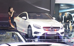 Mercedes-Benz trình làng xe đắt nhất Vietnam Motor Show