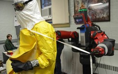 Dự án dùng robot phòng chống Ebola