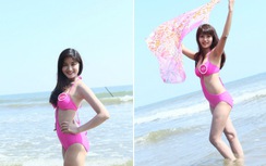 Người đẹp xứ Thanh diện bikini xua tan cái lạnh đầu đông