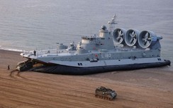 Sức mạnh tàu đổ bộ đệm khí lớp Zubr của Trung Quốc