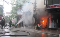 Hà Nội: Cháy lớn tại Đê La Thành do chập điện