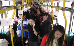 Bị quấy rối tình dục trên xe buýt, gọi cảnh sát hình sự