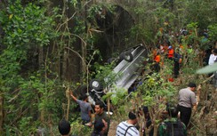 Tai nạn xe khách tại Lào, 8 người Việt Nam thương vong