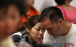 Vụ AirAsia: Hoãn chuyến bay phút cuối, một gia đình 5 người thoát nạn