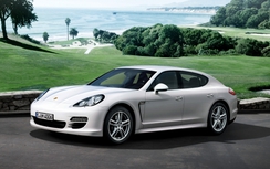 Porsche triệu hồi Cayenne và Panamera